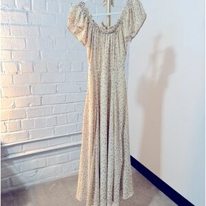 Lulu’s beige/yellow floral midi dress - size medium